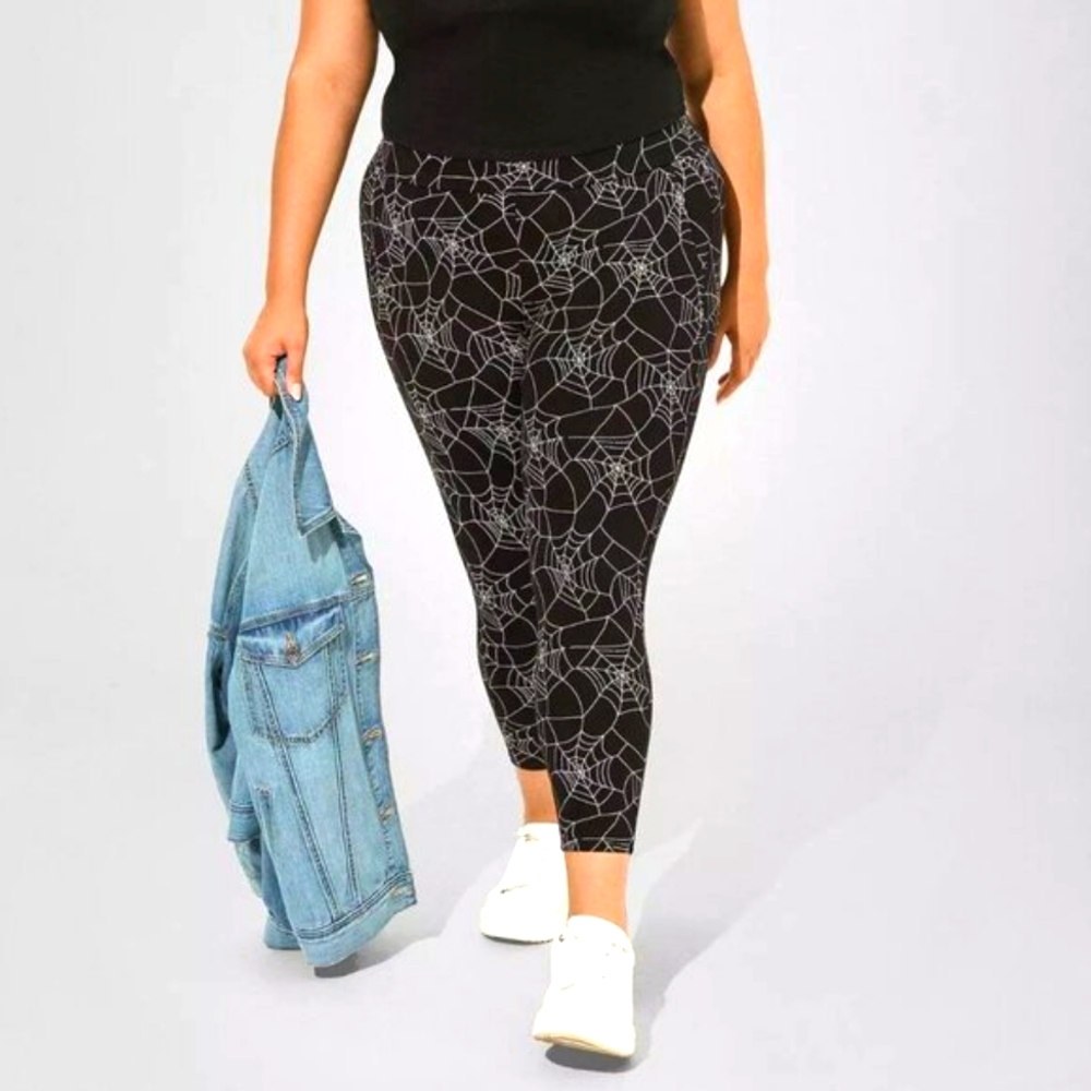 ❤️NWT TORRID HALLOWEEN LEGGING SPIDERWEB, SPIDER WEB GOTHIC PLUS SIZE 4X